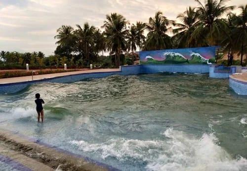 Wave Pool Design Services for Water Parks & Resorts | West Land Corporation
